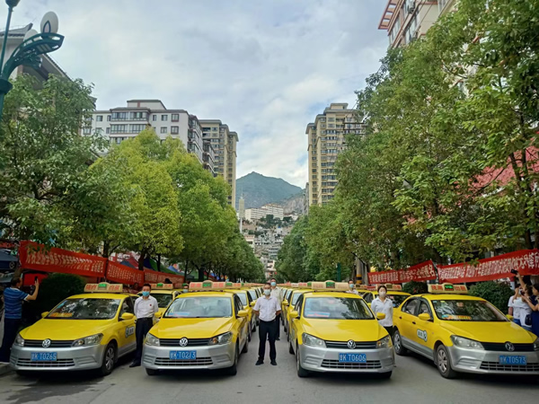 “愛心送考、奉獻(xiàn)社會(huì)”---隴運(yùn)集團(tuán)在行動(dòng)